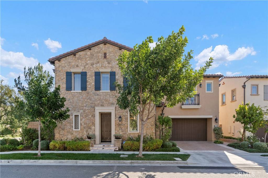 Irvine, CA 92602,64 English Saddle