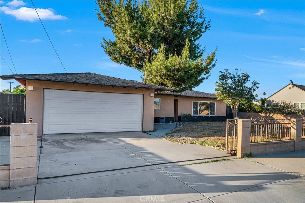 Fontana, CA 92335,17790 Merrill AVE
