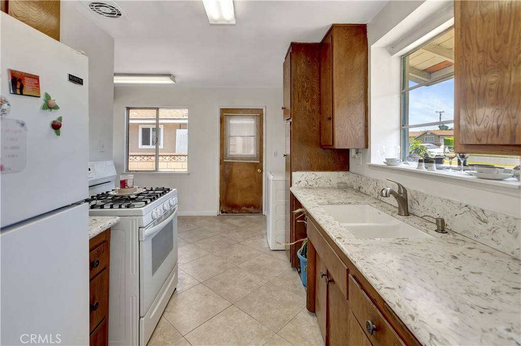 Hacienda Heights, CA 91745,14517 Marwood ST