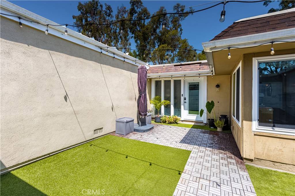 Laguna Hills, CA 92653,23261 Caminito Andreta #66