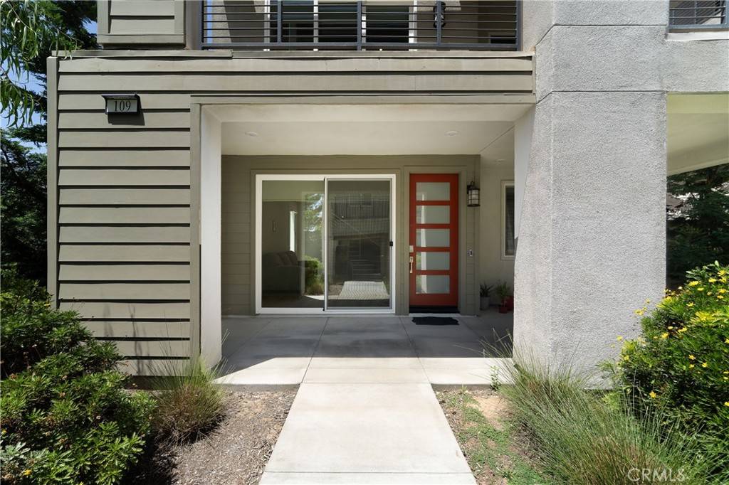 Irvine, CA 92618,109 Glance