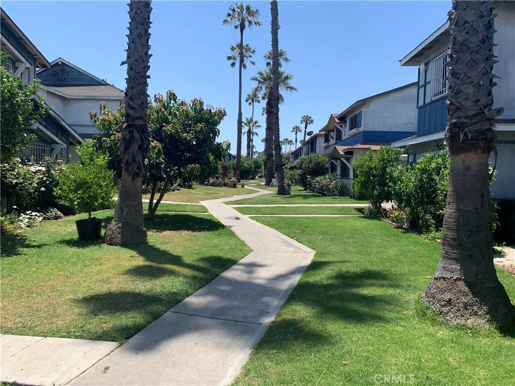 Carson, CA 90745,28 Paradise Valley North N