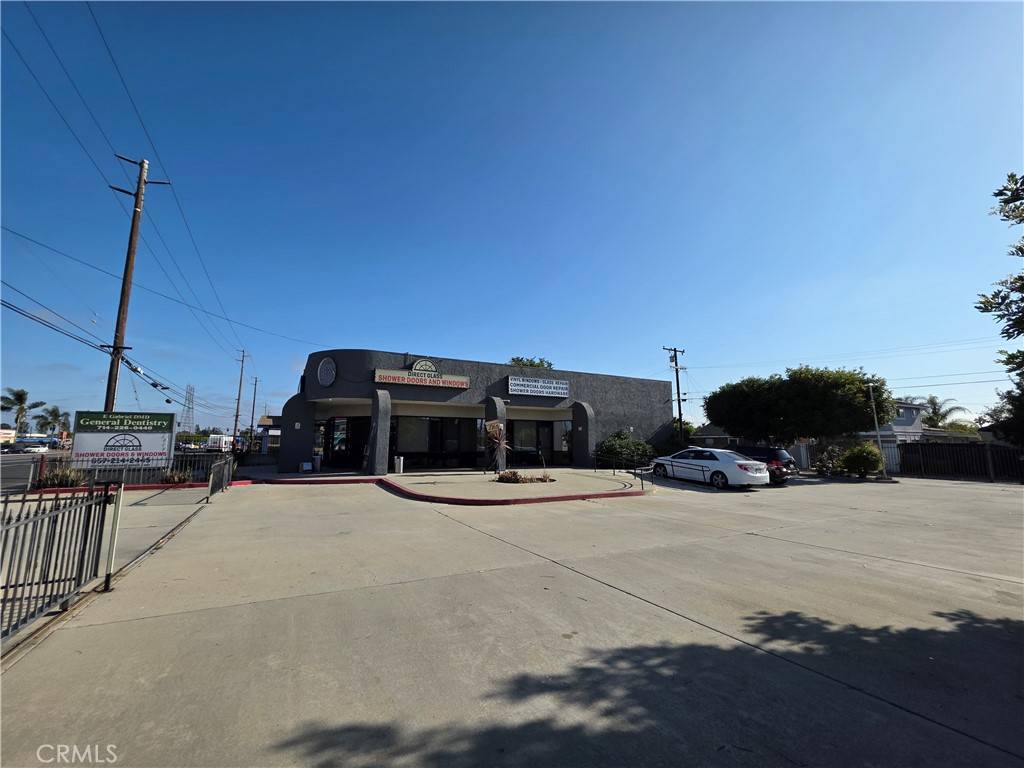 Stanton, CA 90680,10881 S Beach Blvd