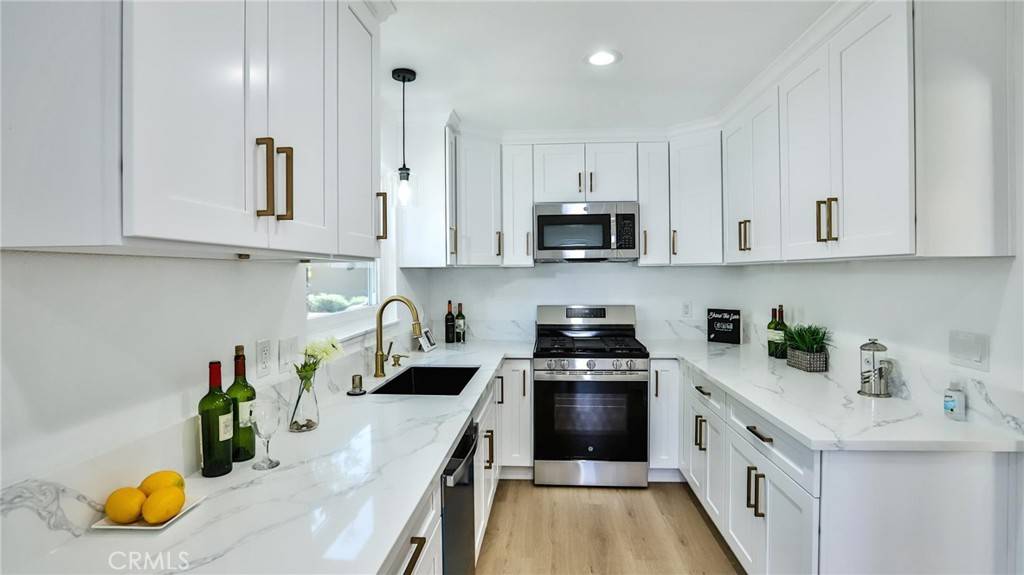 Anaheim, CA 92804,1725 W Beacon AVE