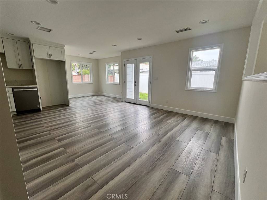 Fullerton, CA 92832,600 W Wilshire AVE