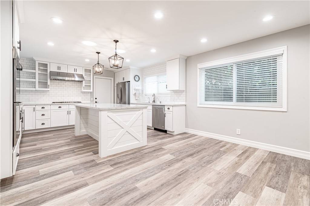Seal Beach, CA 90740,4580 Hazelnut AVE