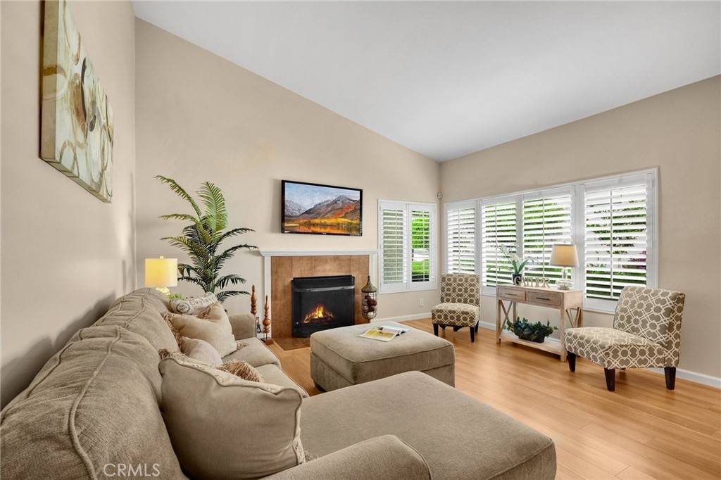 Brea, CA 92821,2108 Ironbark CIR