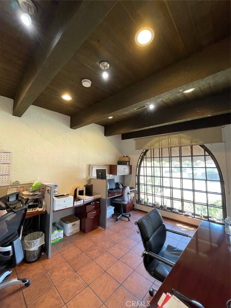 La Habra, CA 90631,623 W La Habra BLVD