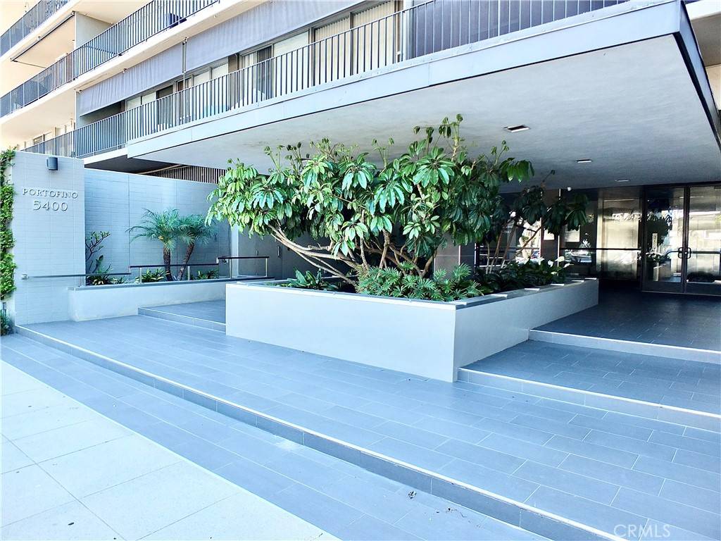 Long Beach, CA 90803,5400 E The Toledo #600