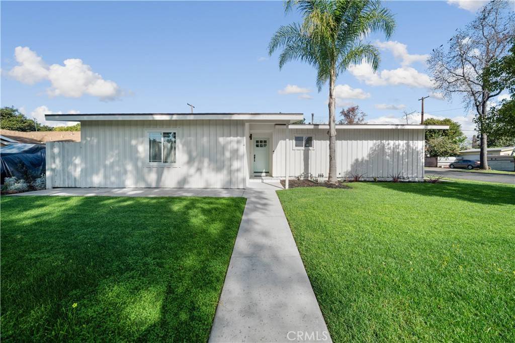 Santa Ana, CA 92701,1541 E Wellington AVE