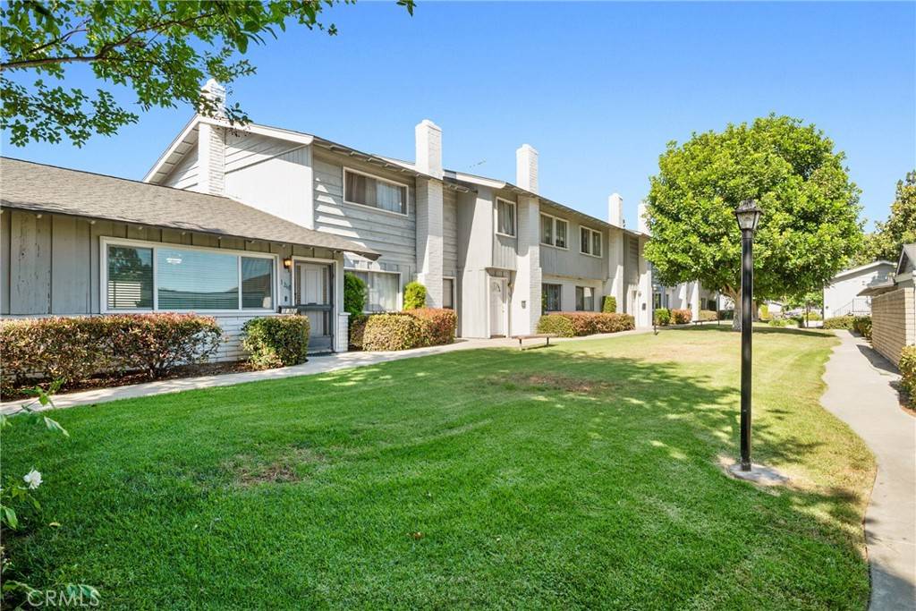 Fullerton, CA 92831,1260 N Placentia AVE