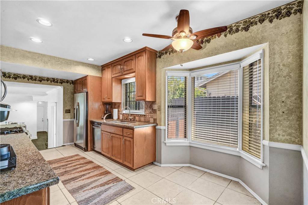 Long Beach, CA 90808,4728 Sunfield AVE