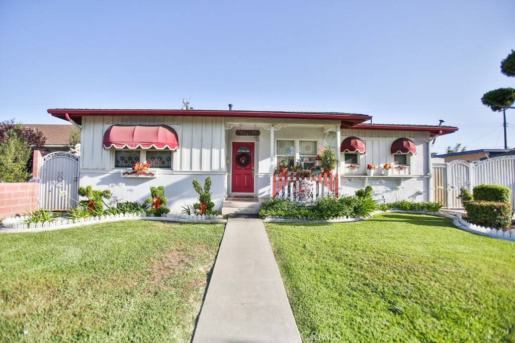 Fullerton, CA 92833,1918 W Orangethorpe AVE