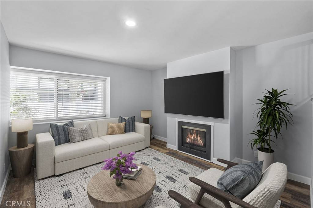 Orange, CA 92868,1910 W Palmyra AVE #94