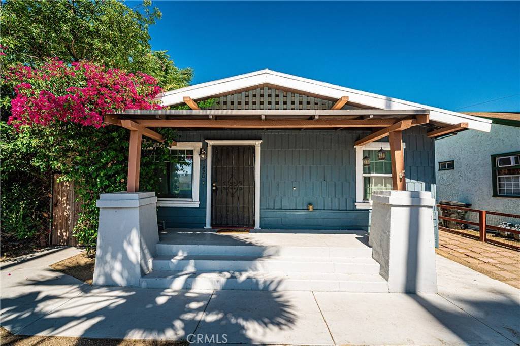 Pomona, CA 91767,220 Palm PL