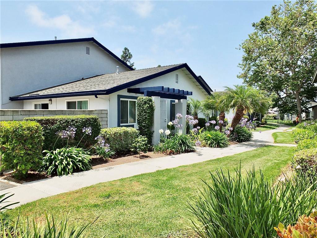 Huntington Beach, CA 92649,16573 Pescado LN #3A