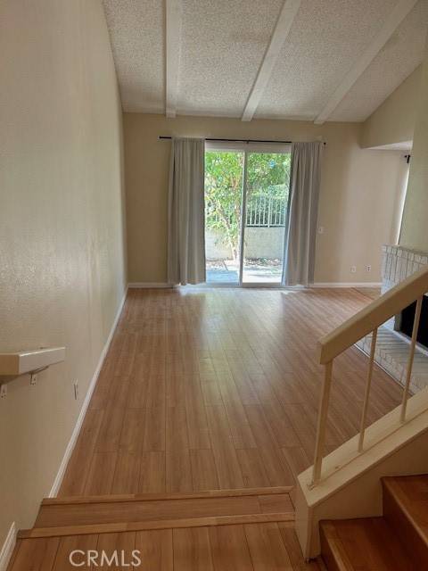 Fullerton, CA 92833,963 Creekside