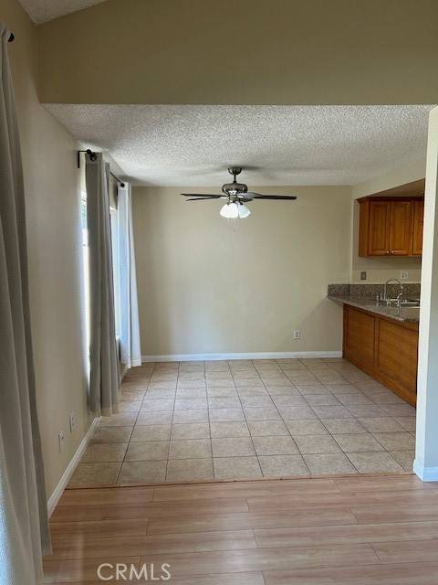 Fullerton, CA 92833,963 Creekside