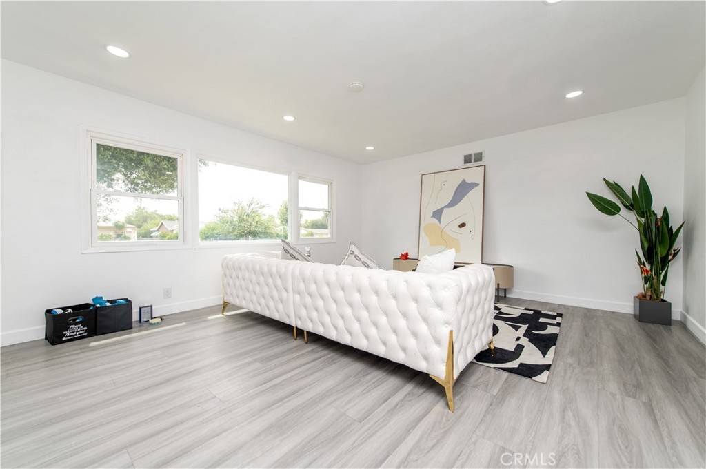 San Bernardino, CA 92411,2058 N Pico AVE