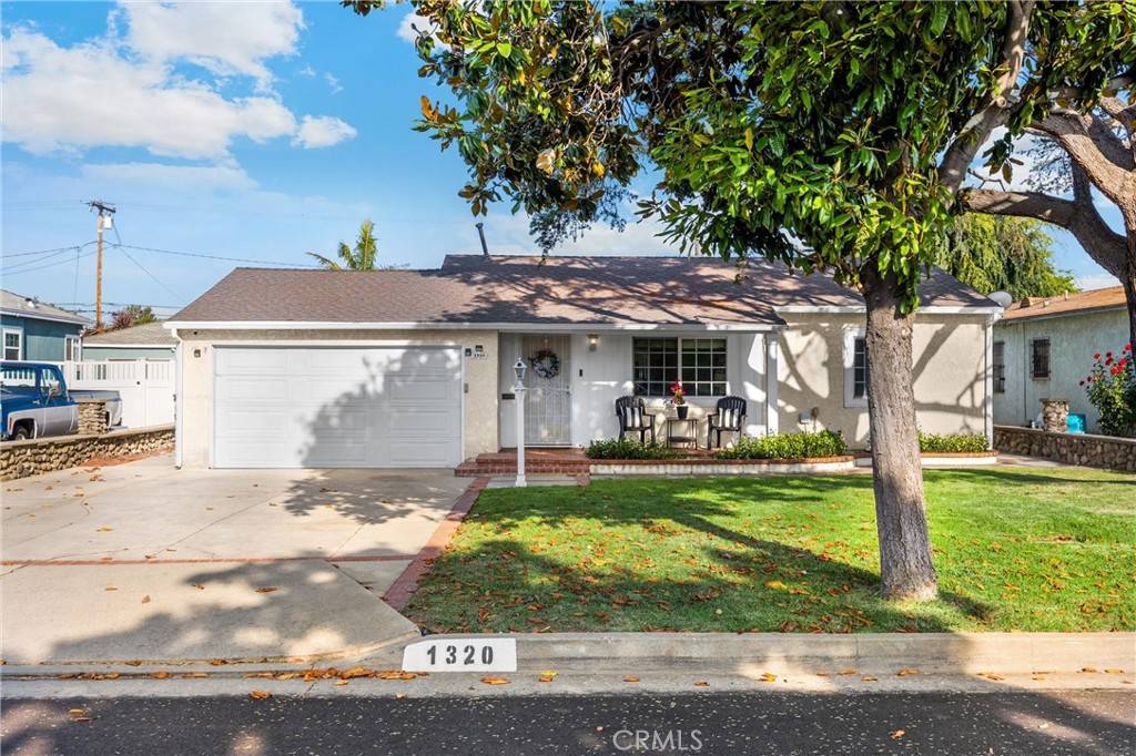Montebello, CA 90640,1320 Carob WAY