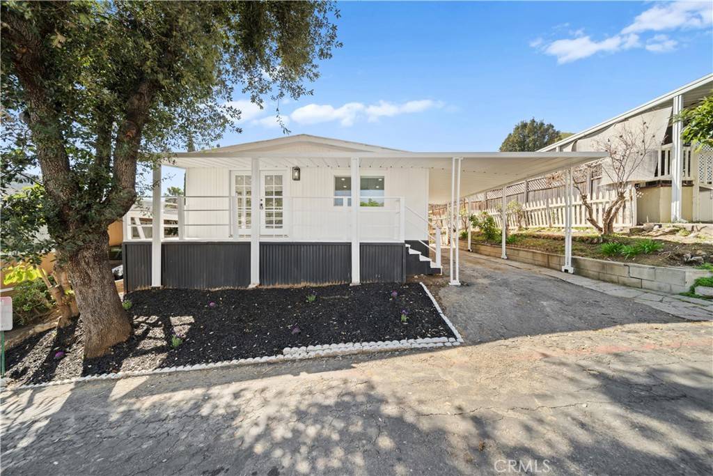 Brea, CA 92823,5700 Carbon Canyon Rd #36