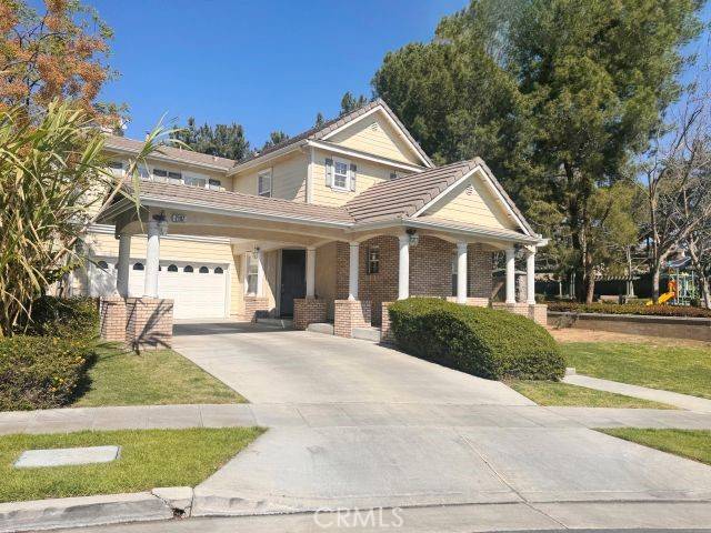 Fullerton, CA 92833,2107 Root ST