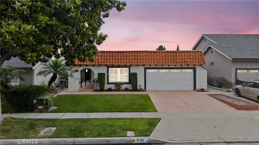 Anaheim, CA 92807,1745 N Holbrook ST