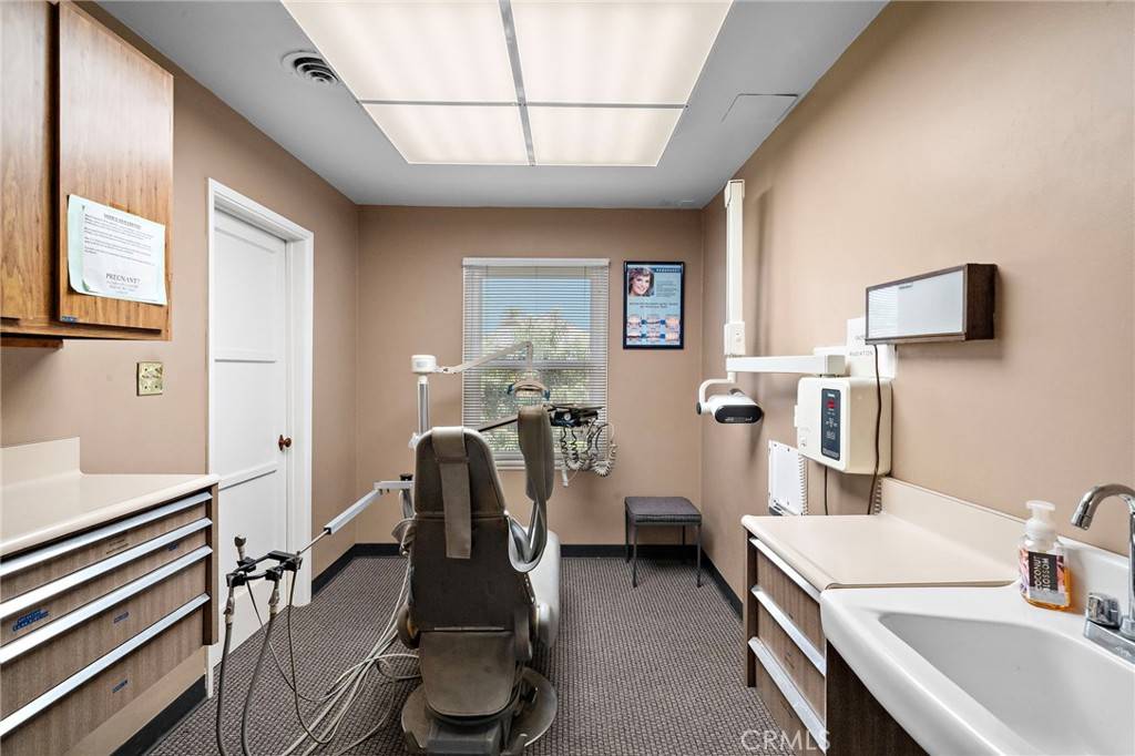 Brea, CA 92821,700 S Brea BLVD