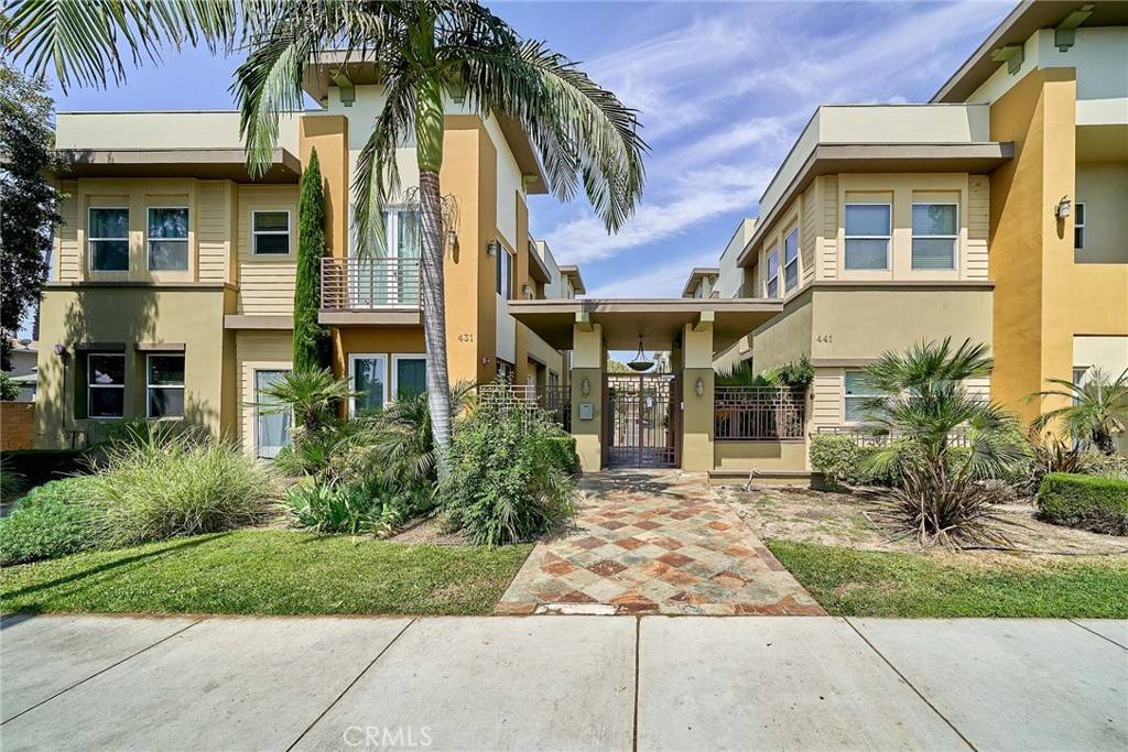 Pasadena, CA 91101,441 N Los Robles AVE #13