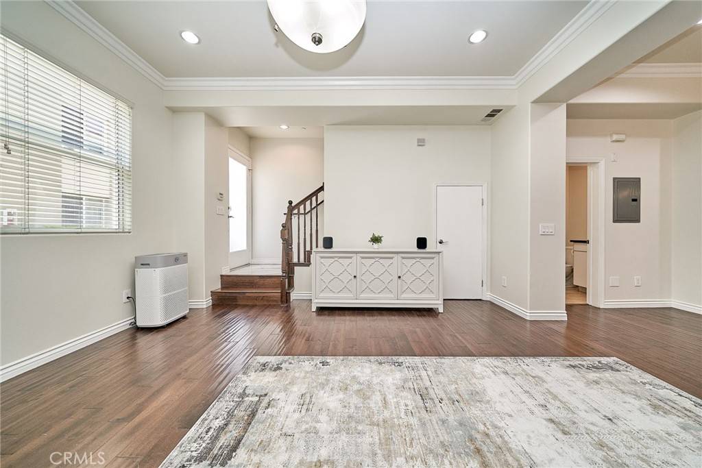 Pasadena, CA 91101,441 N Los Robles AVE #13