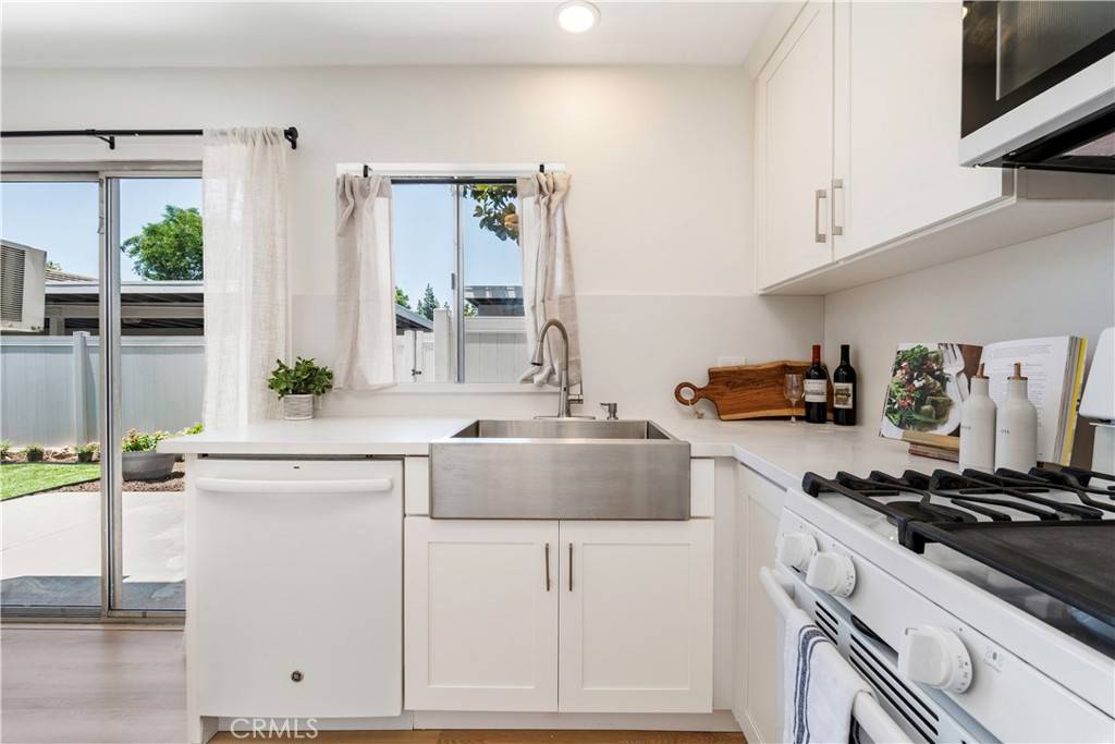 Irvine, CA 92604,10 Eastmont