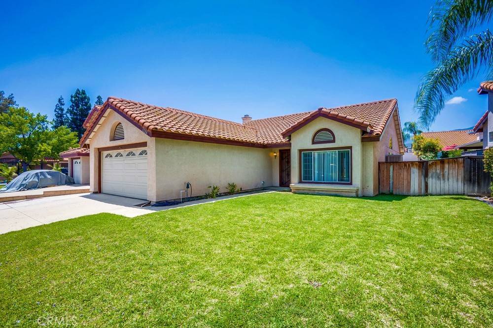 Corona, CA 92882,1326 Kroonen DR