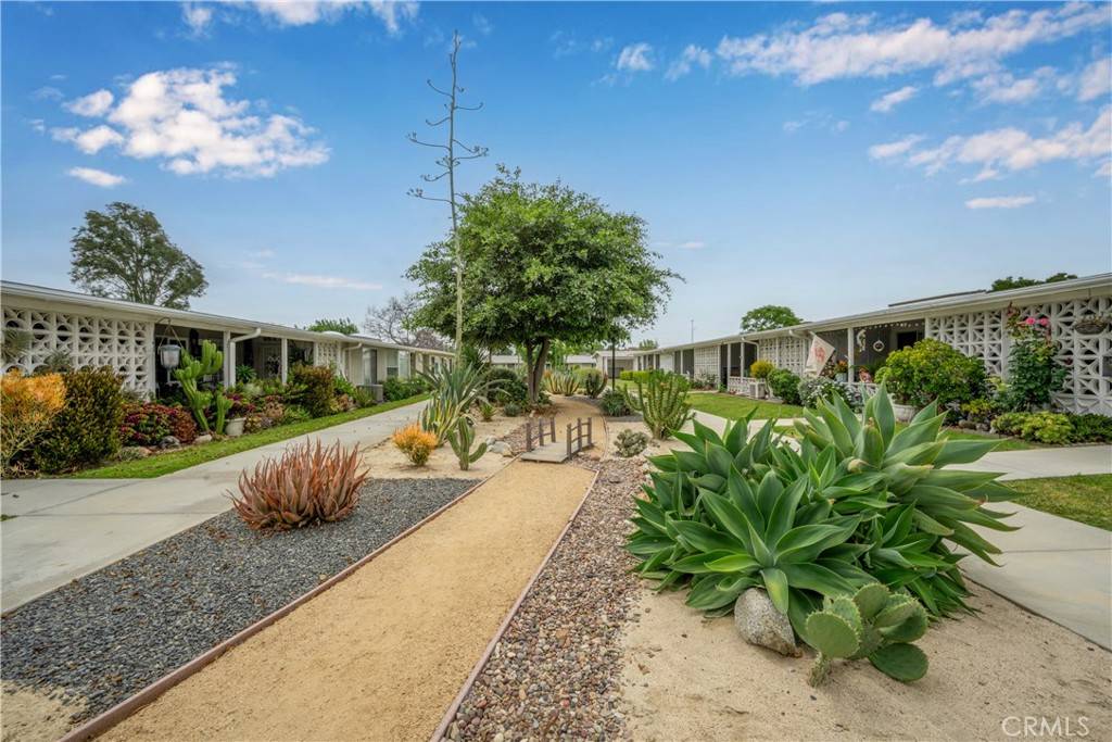 Seal Beach, CA 90740,1661 Monterey RD #16G