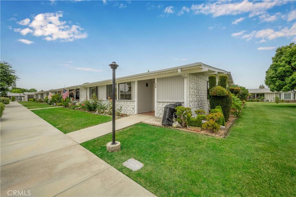 Seal Beach, CA 90740,1661 Monterey RD #16G