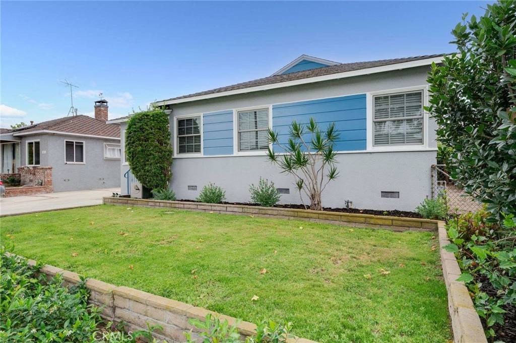 Lakewood, CA 90713,5417 Ocana AVE