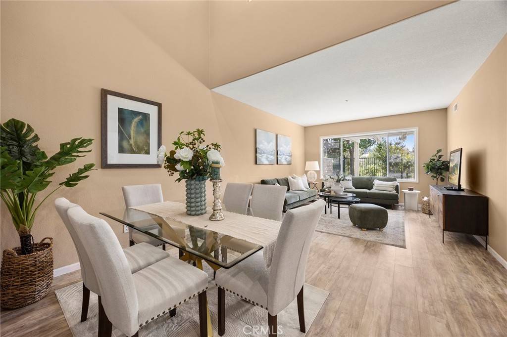 Fullerton, CA 92831,1320 Canterbury LN