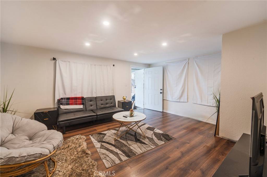 Whittier, CA 90606,10608 Whittier BLVD
