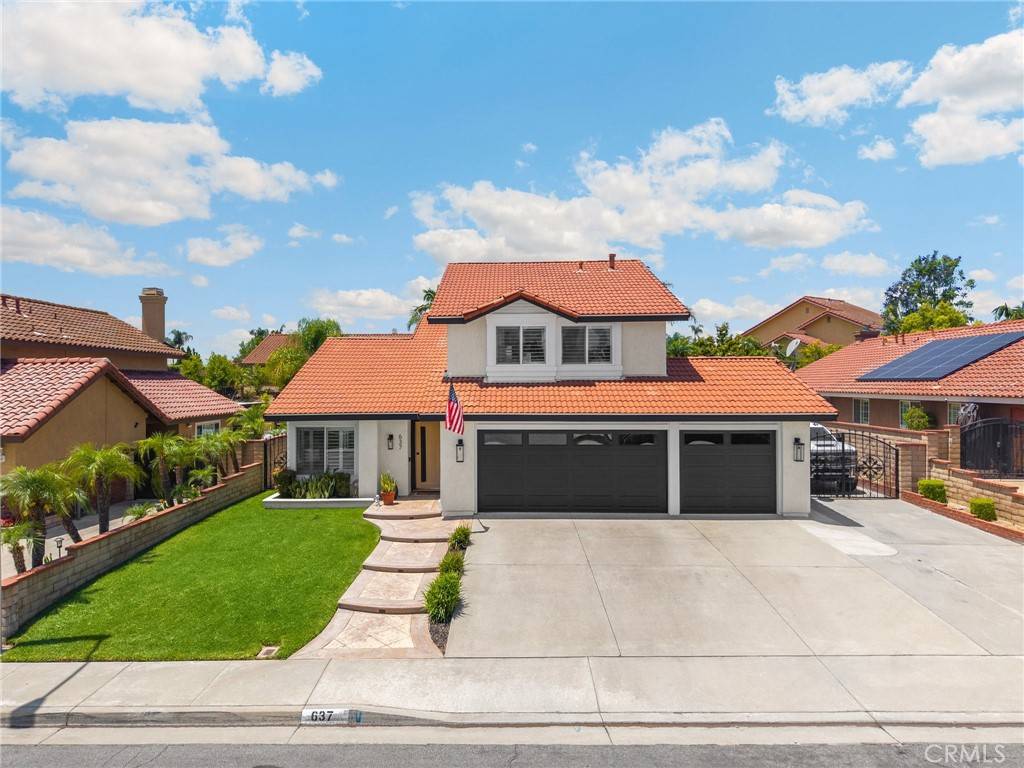 Walnut, CA 91789,637 Silver Bridle RD