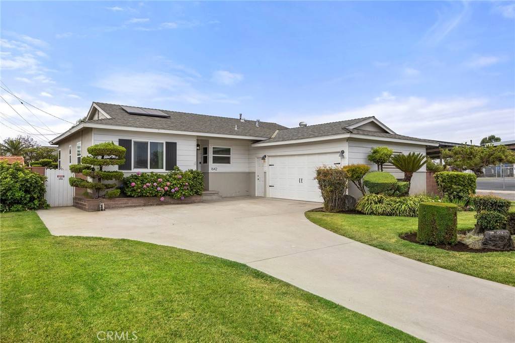 Fullerton, CA 92833,1642 W Woodcrest AVE