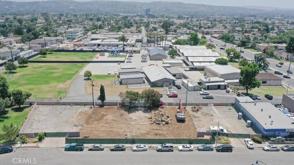 Covina, CA 91723,544 E Rue Royale ST
