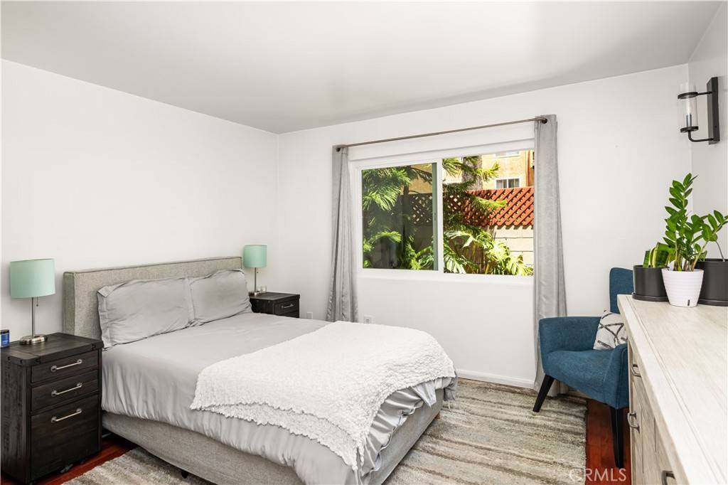 Huntington Beach, CA 92647,6600 Warner AVE #121