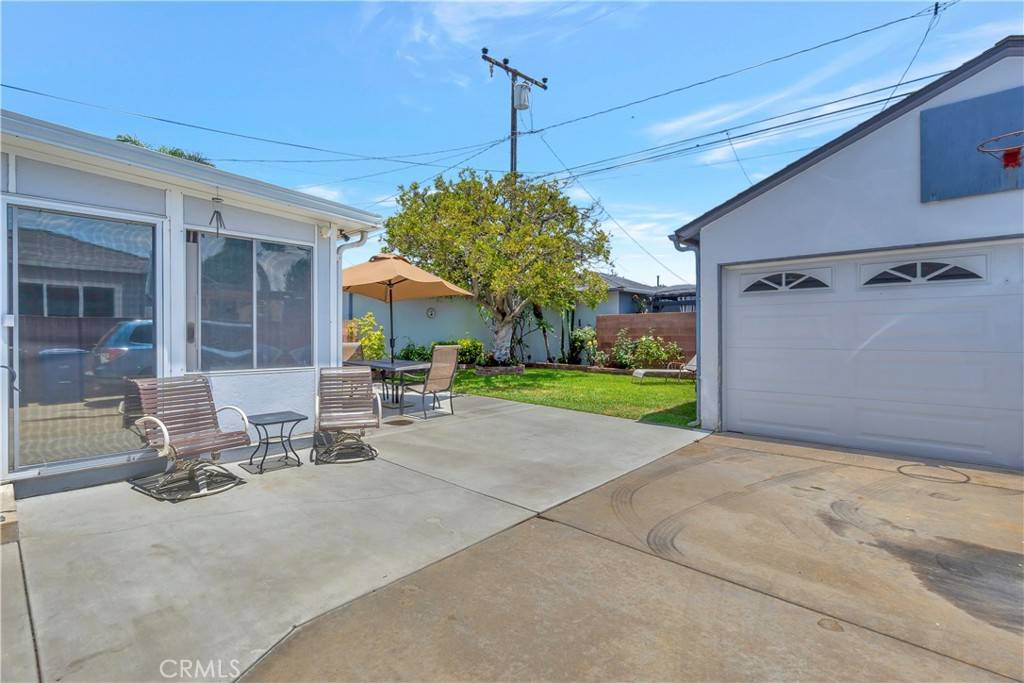 Long Beach, CA 90808,3850 Senasac AVE