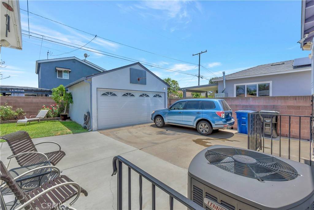Long Beach, CA 90808,3850 Senasac AVE