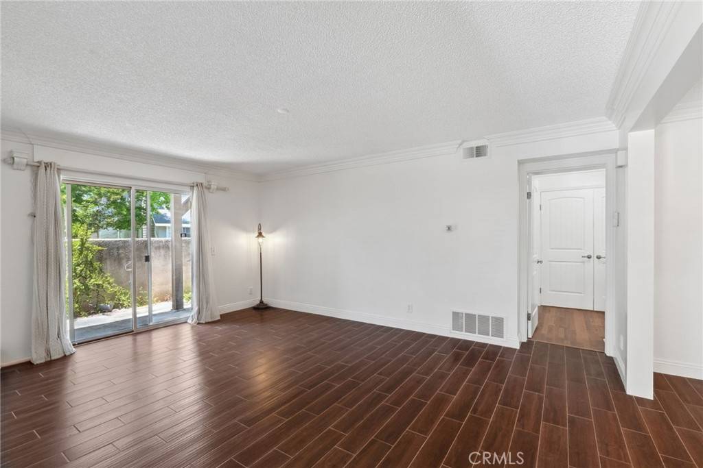 Irvine, CA 92614,81 Rockwood #42