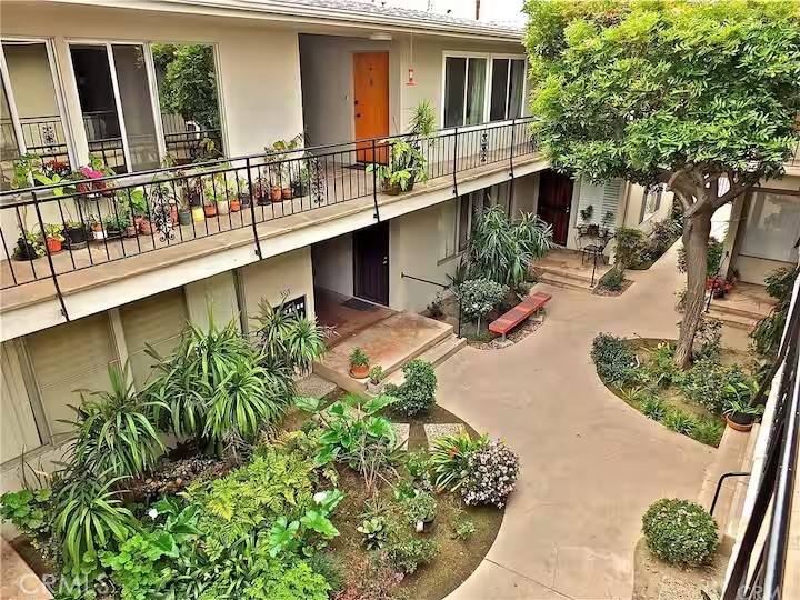 Long Beach, CA 90802,307 Cherry AVE #6