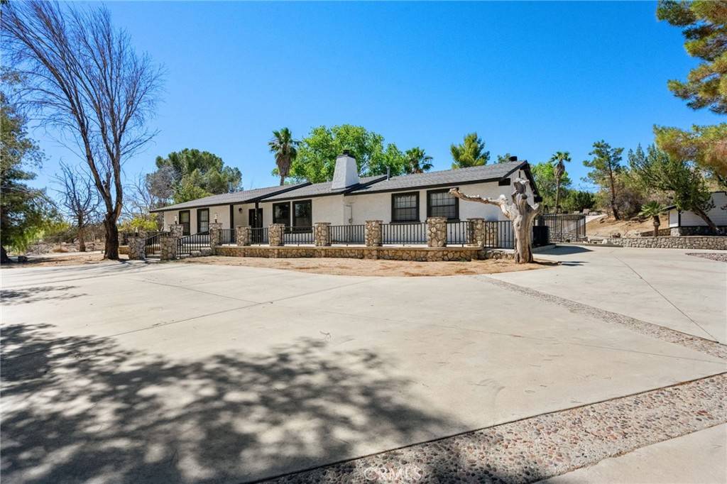 Palmdale, CA 93551,712 W Avenue R8