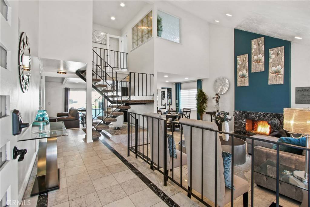 Harbor City, CA 90710,1107 Woodbury DR
