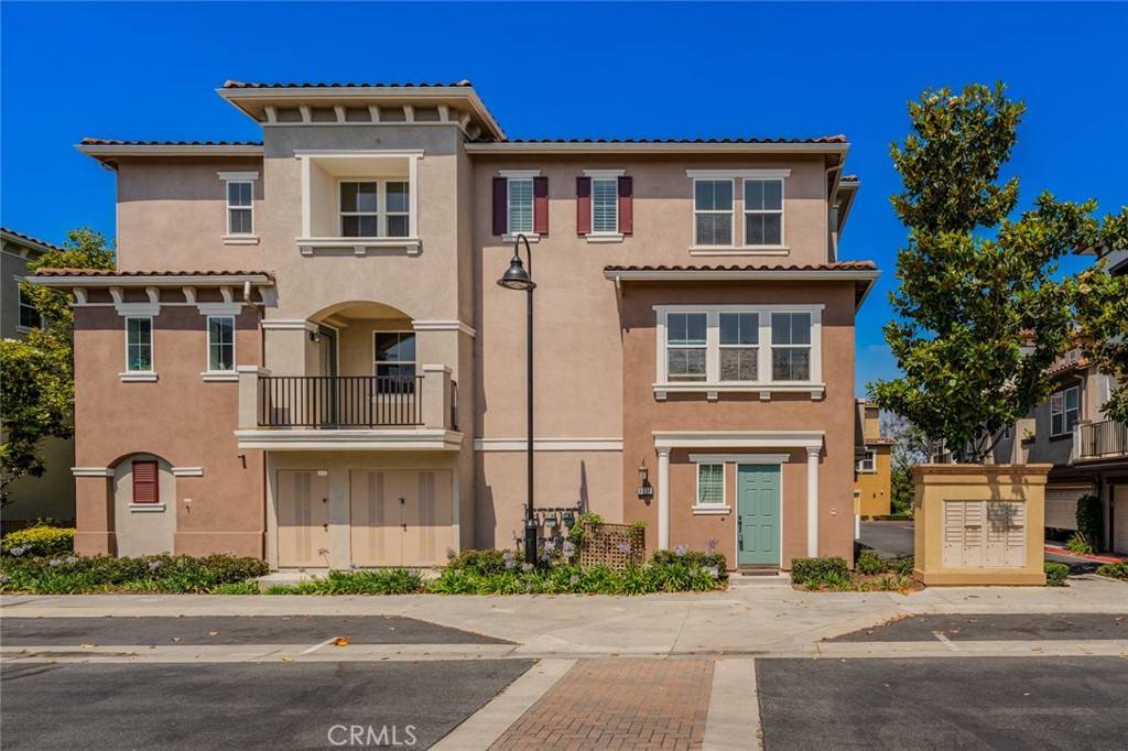 Stanton, CA 90680,8036 Picasso