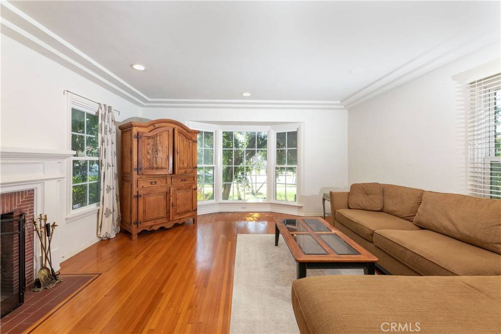 Long Beach, CA 90807,3766 Rose AVE