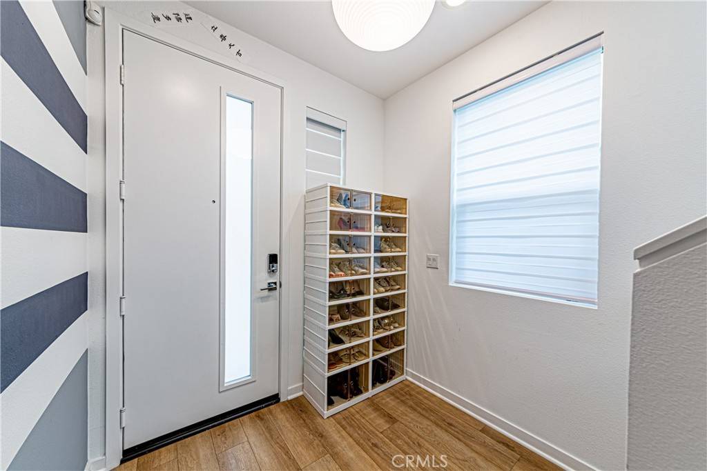 Covina, CA 91722,275 Pin LN